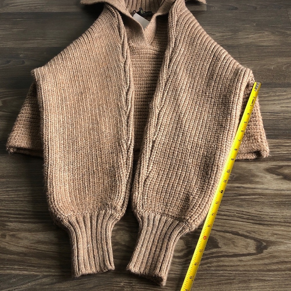 NWT House Of Harlow Oversized Collared Sweater Brown Slouchy Layering - Picture 13 of 13